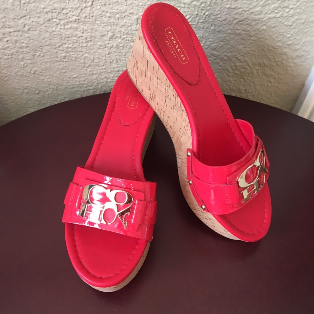 COACH Jen Vachetta Wedges Size 9 1/2B